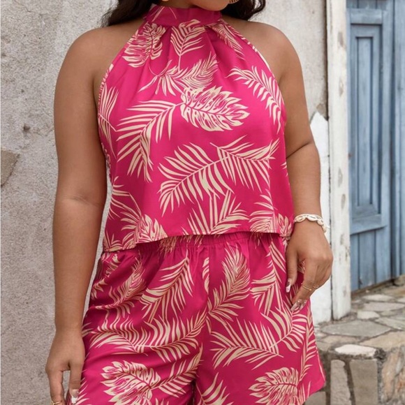 SHEIN VCAY Plus Tropical Print Halter Top & Shorts - Picture 3 of 3
